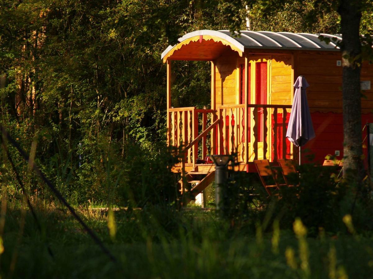 Hotel Cosycamp Chamalières-sur-Loir Exteriér fotografie