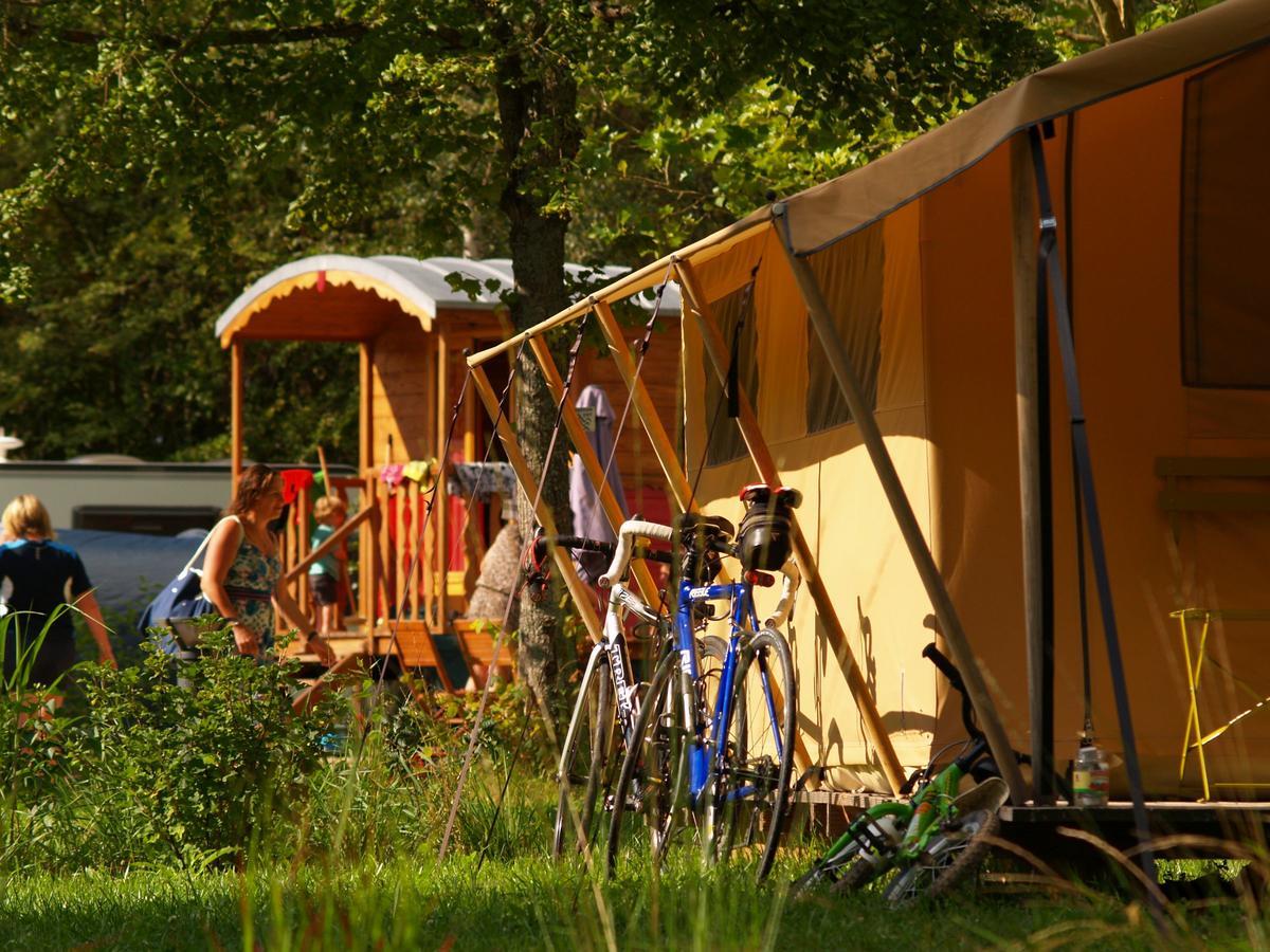 Hotel Cosycamp Chamalières-sur-Loir Exteriér fotografie
